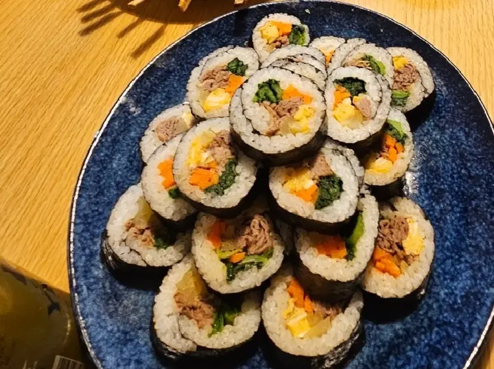 🍣 Maki-Sushi: Rolling Sushi at Home